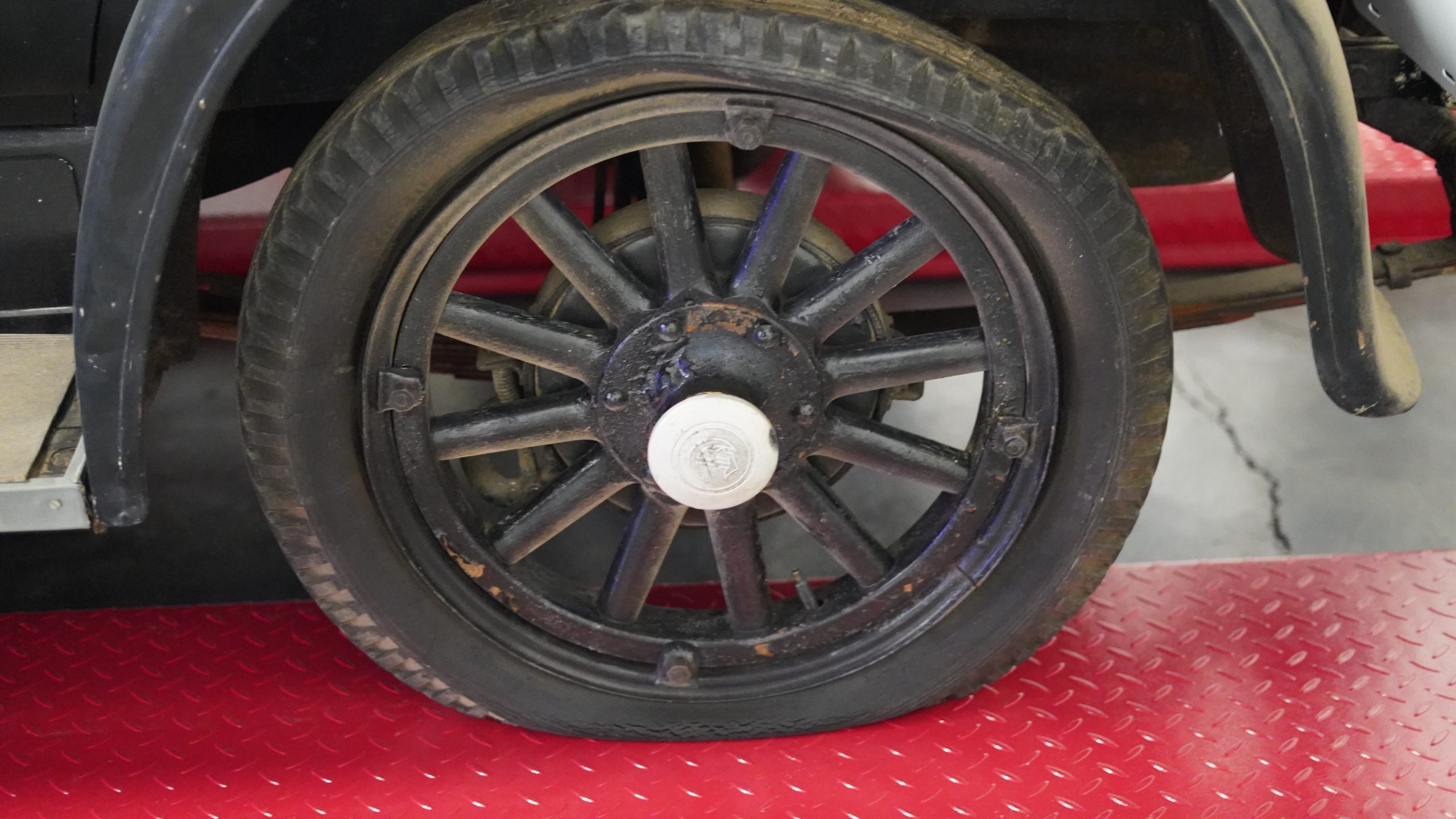 1927 Pontiac Sedan 42