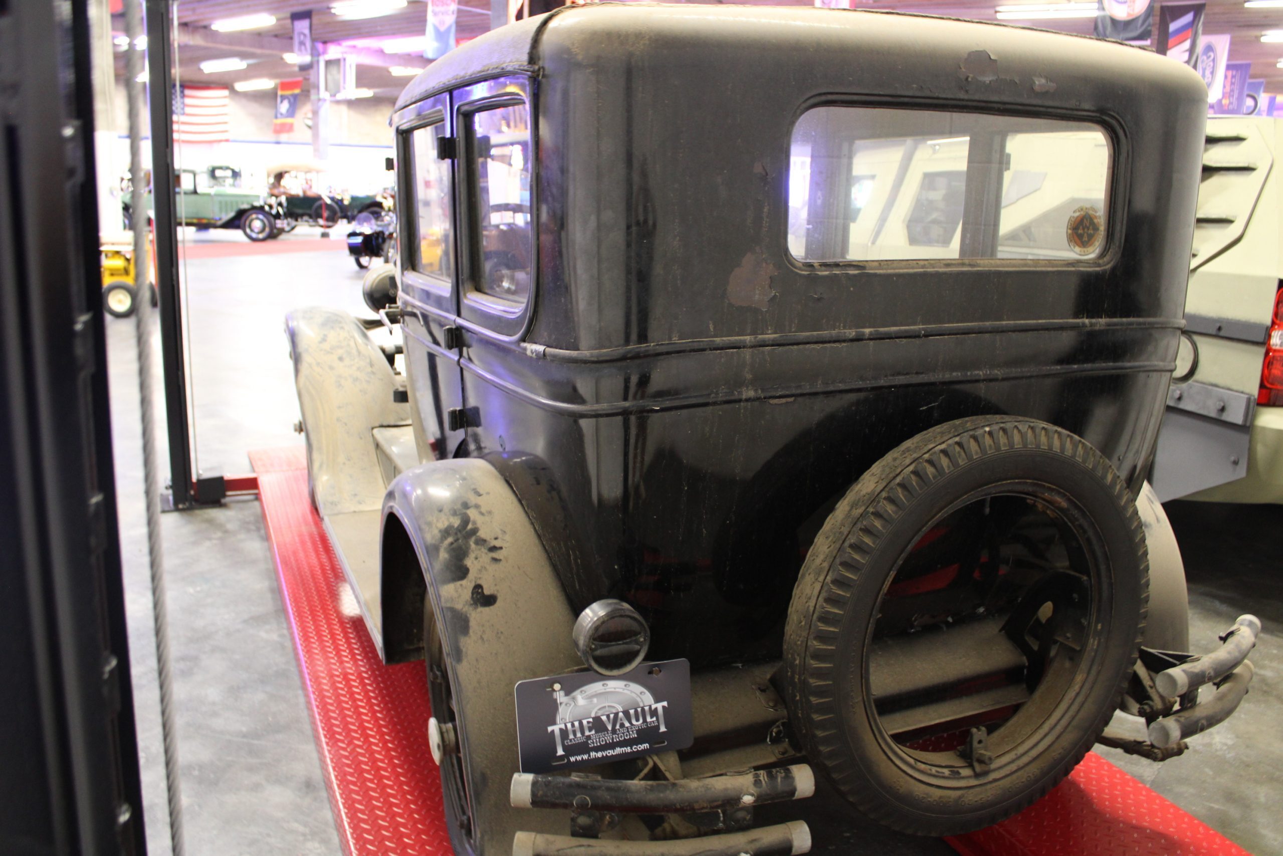 1927 Pontiac Sedan 3