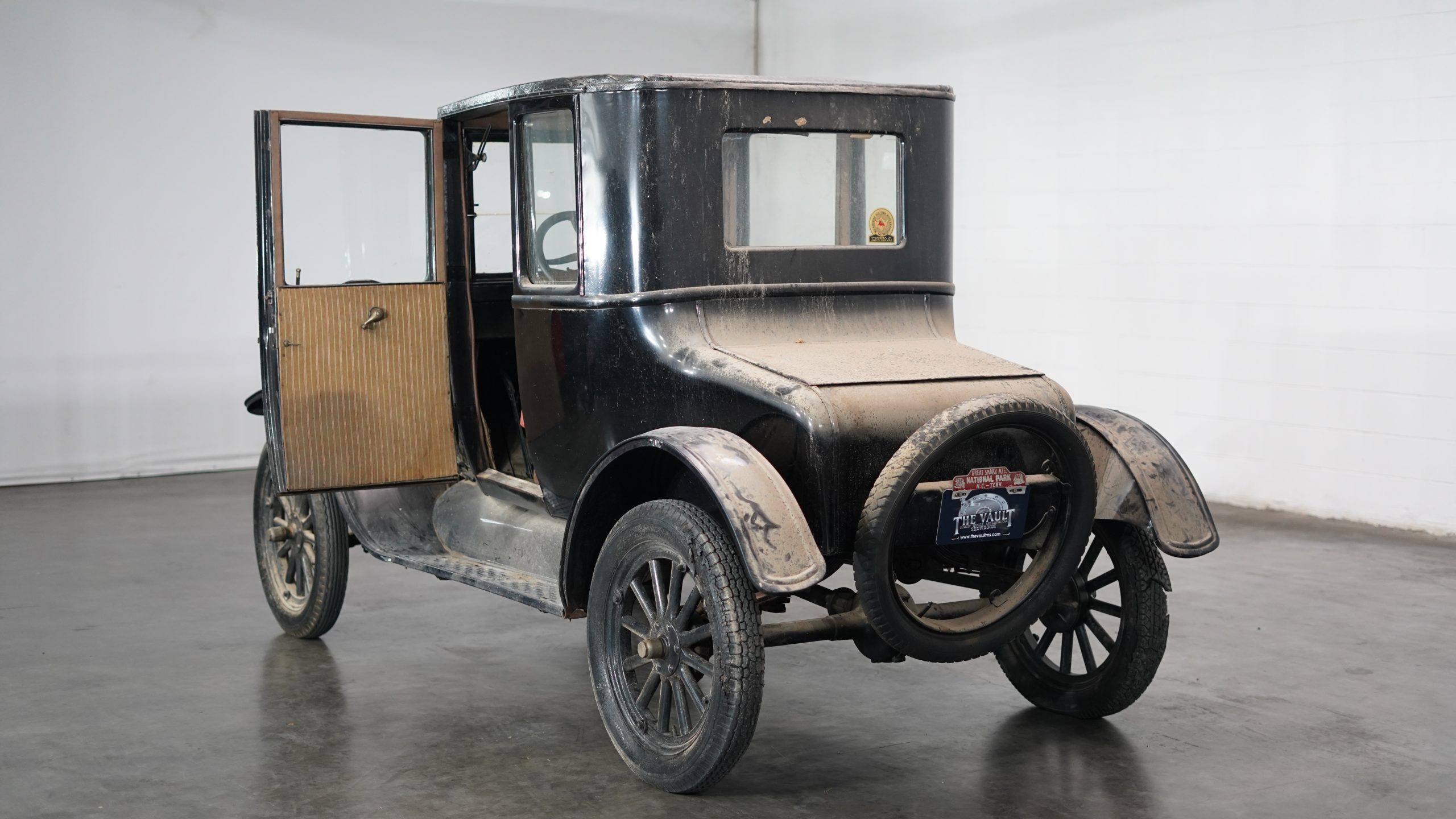 1920 Ford Tudor 9