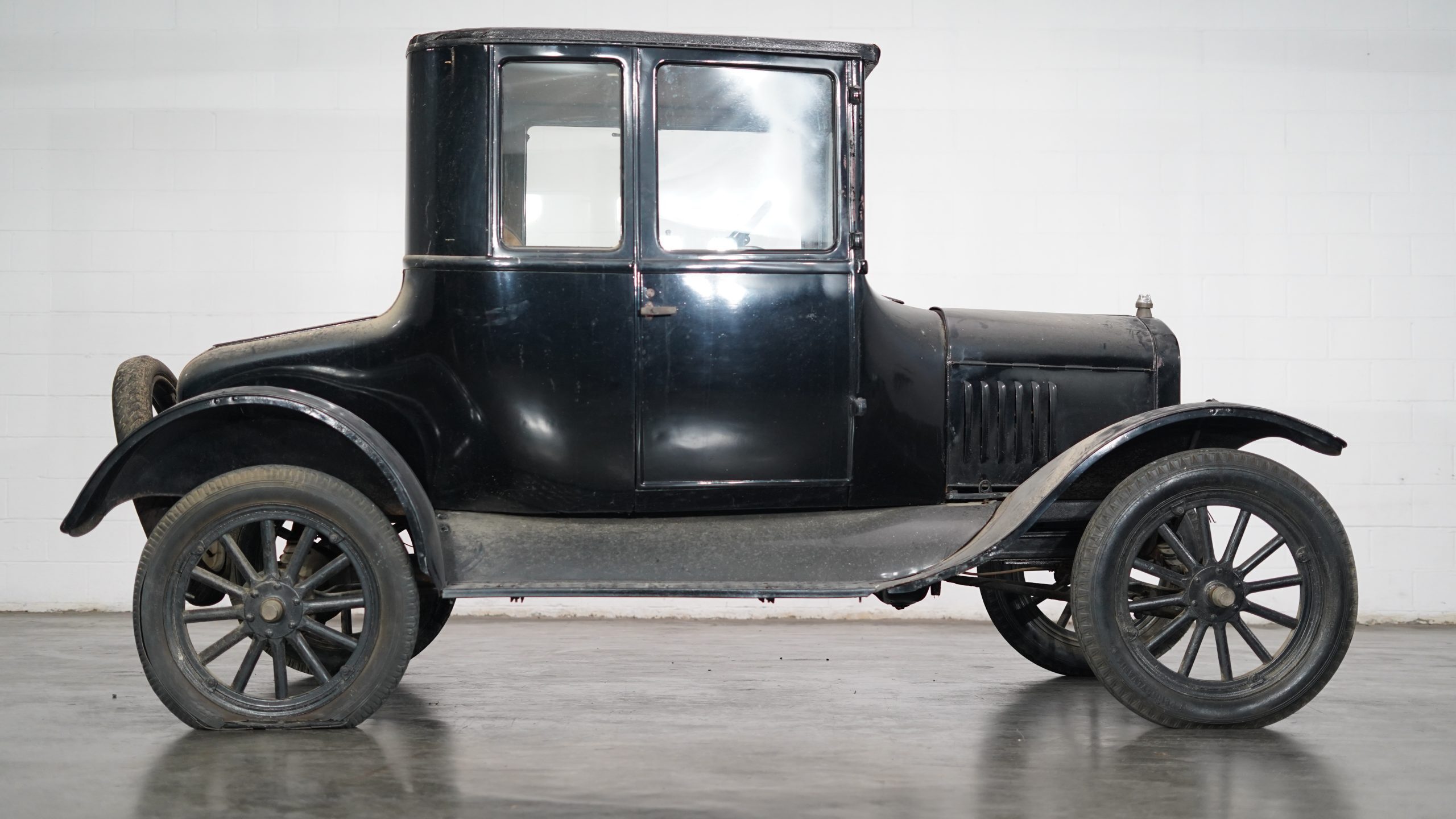 1920 Ford Tudor 31