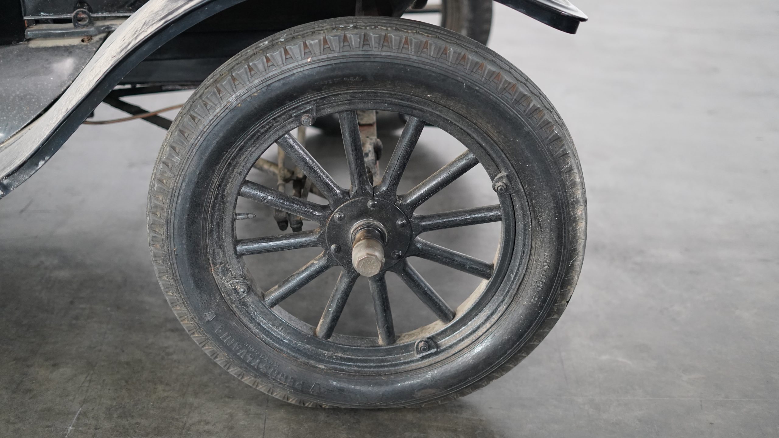 1920 Ford Tudor 32