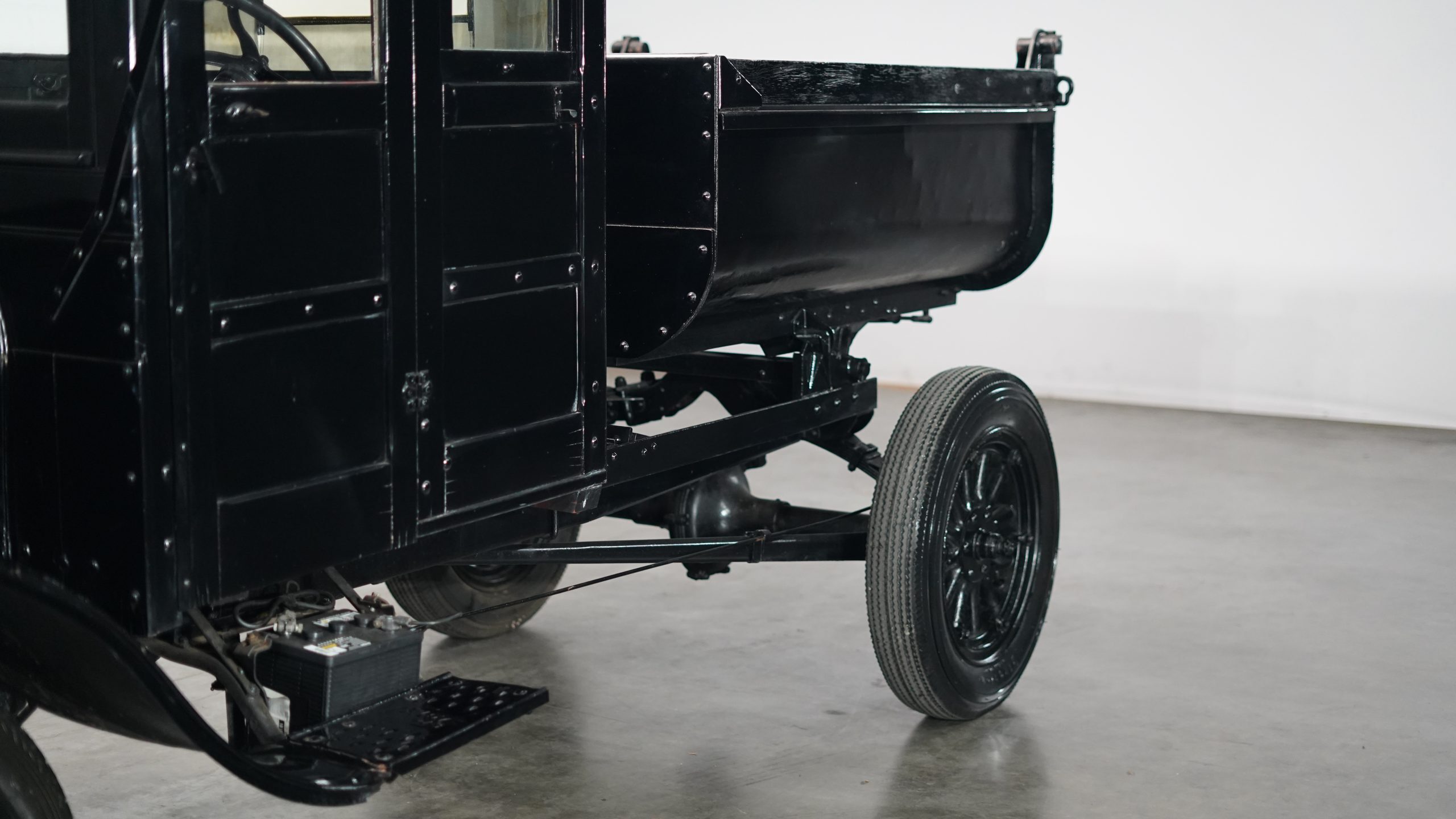 1922 Ford Model TT Dump Truck 3
