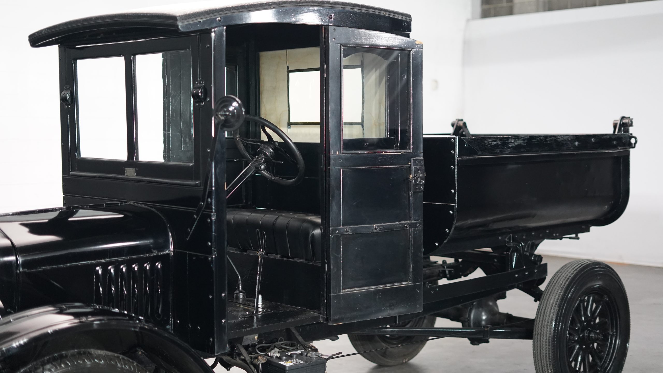 1922 Ford Model TT Dump Truck 16