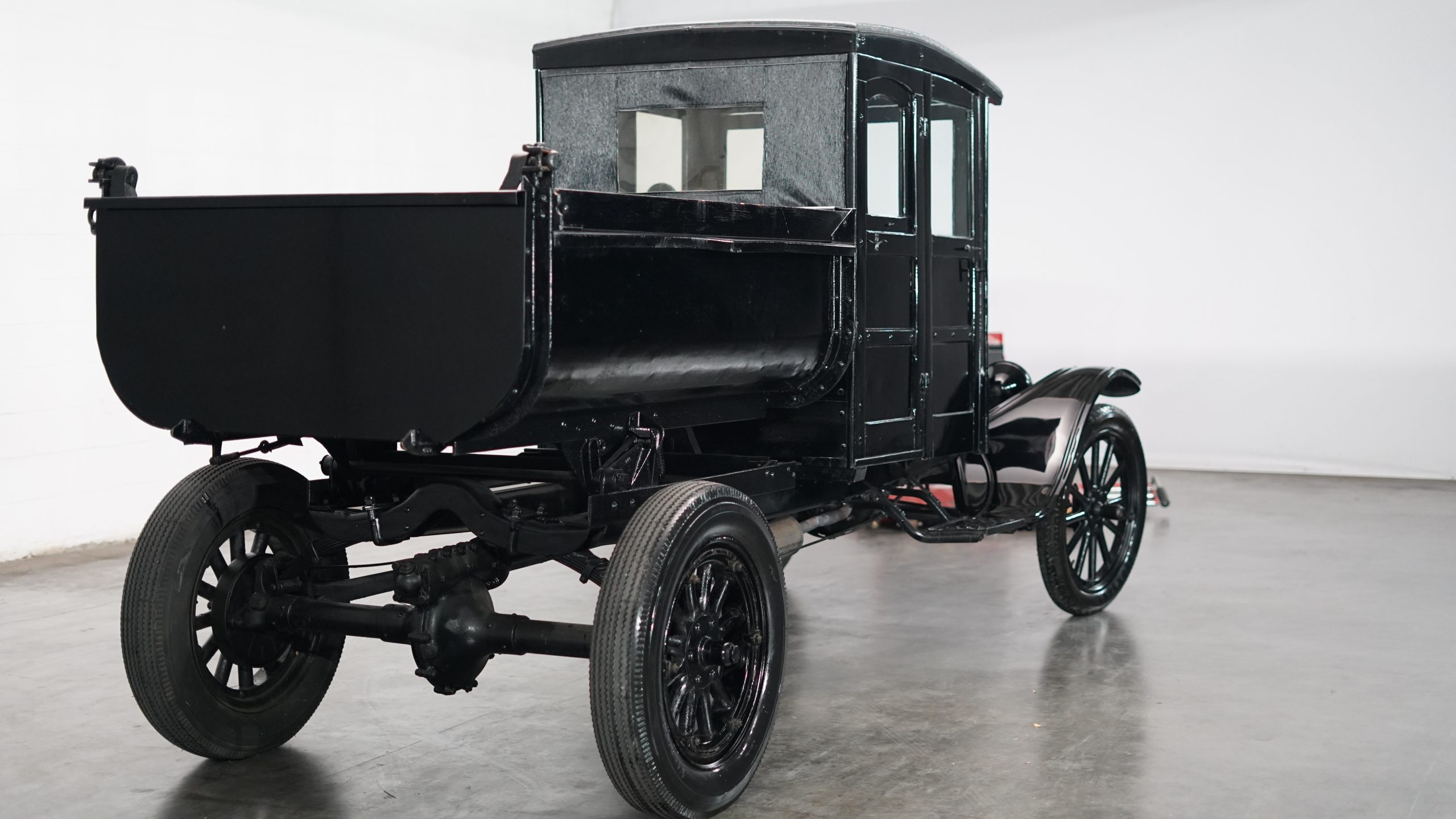 1922 Ford Model TT Dump Truck 21