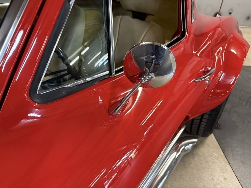 1964 Chevrolet Corvette 18
