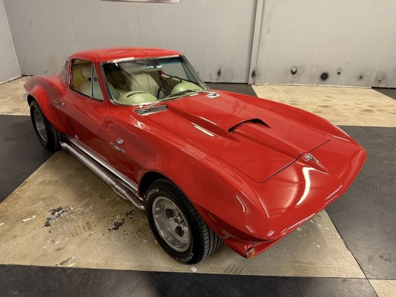 1964 Chevrolet Corvette 40