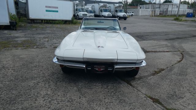 1965 Chevrolet Corvette 13