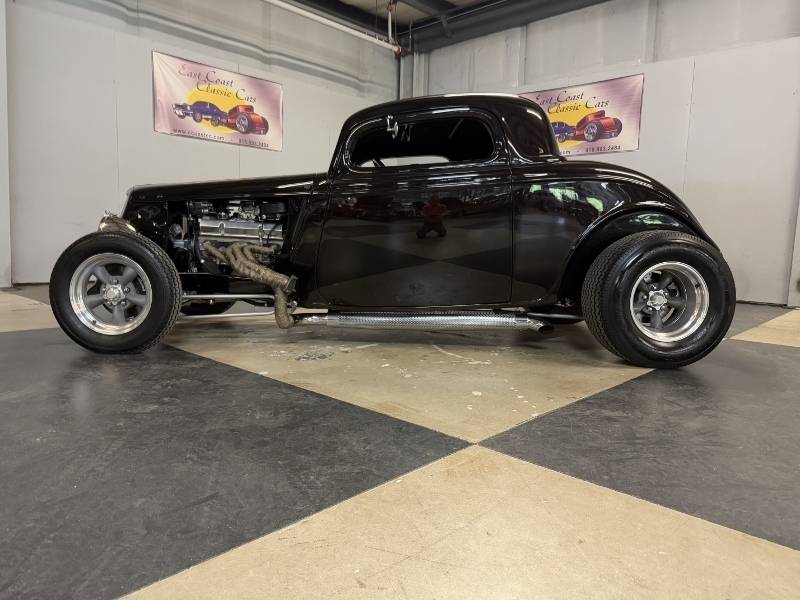 1934 Ford Coupe 2