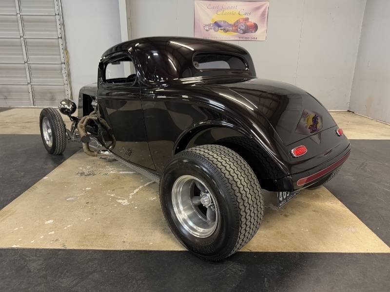 1934 Ford Coupe 7