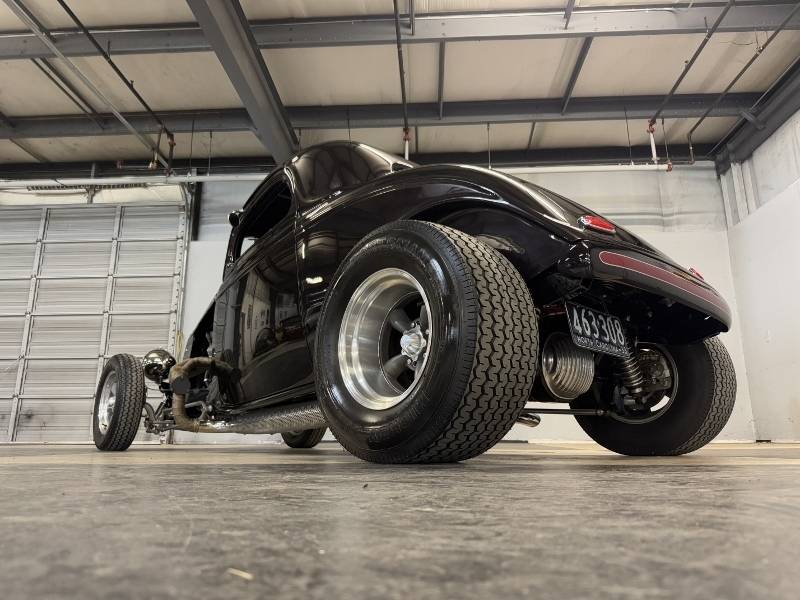 1934 Ford Coupe 9
