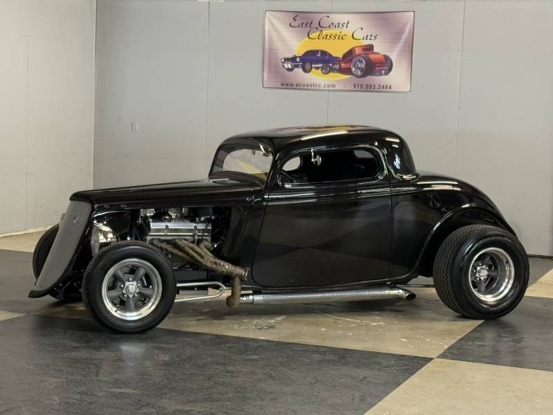1934 Ford Coupe 11