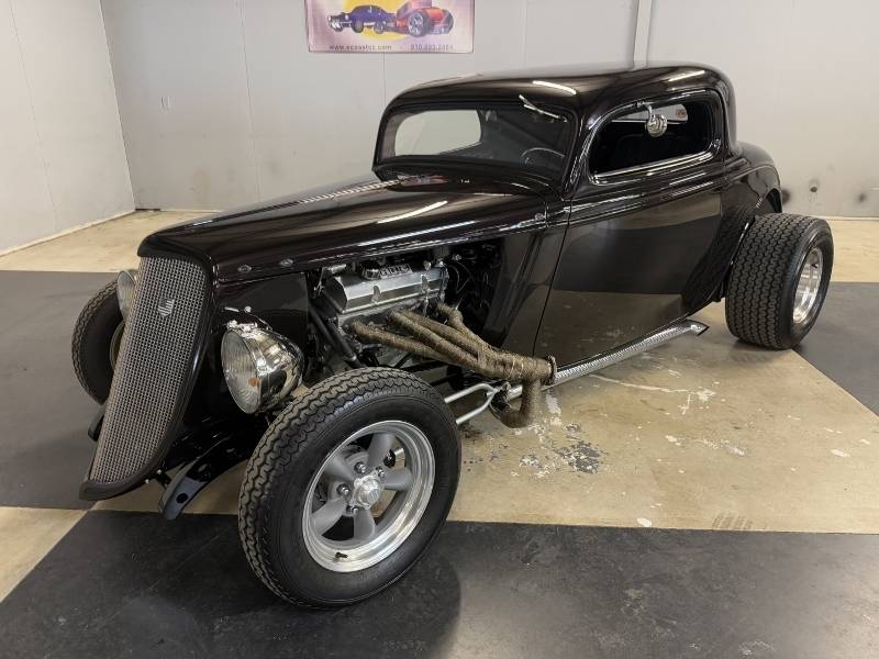 1934 Ford Coupe 13