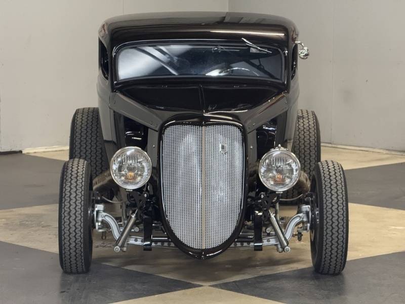 1934 Ford Coupe 35