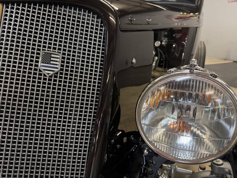 1934 Ford Coupe 38