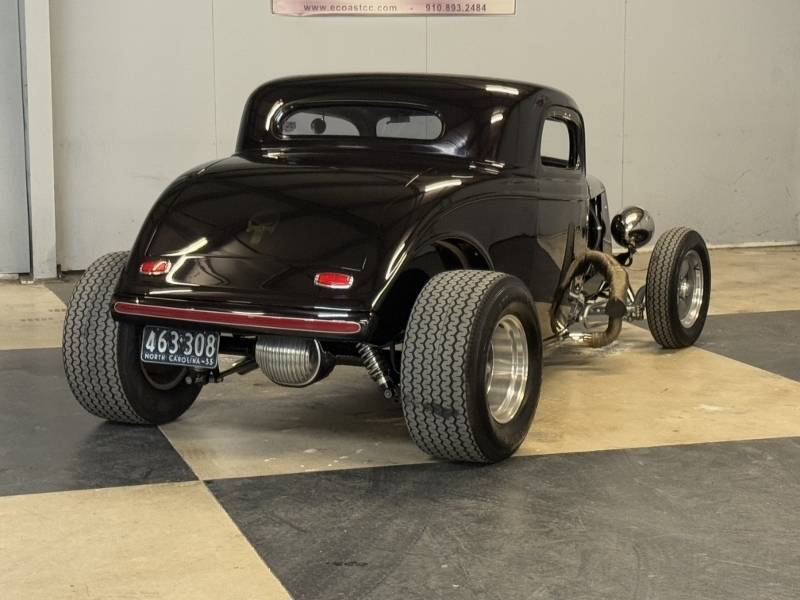 1934 Ford Coupe 95