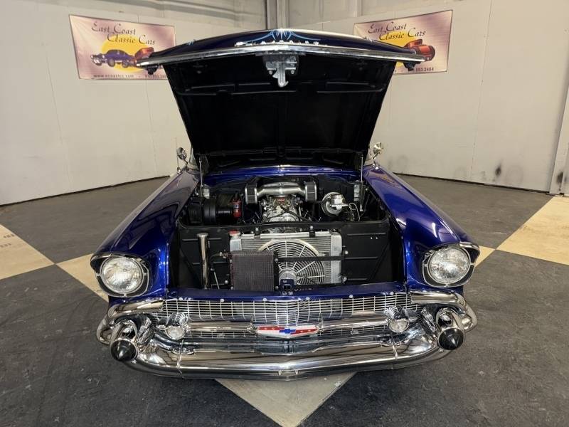 1957 Chevrolet Post 44