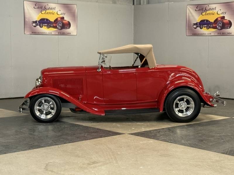 1932 Ford Roadster 1