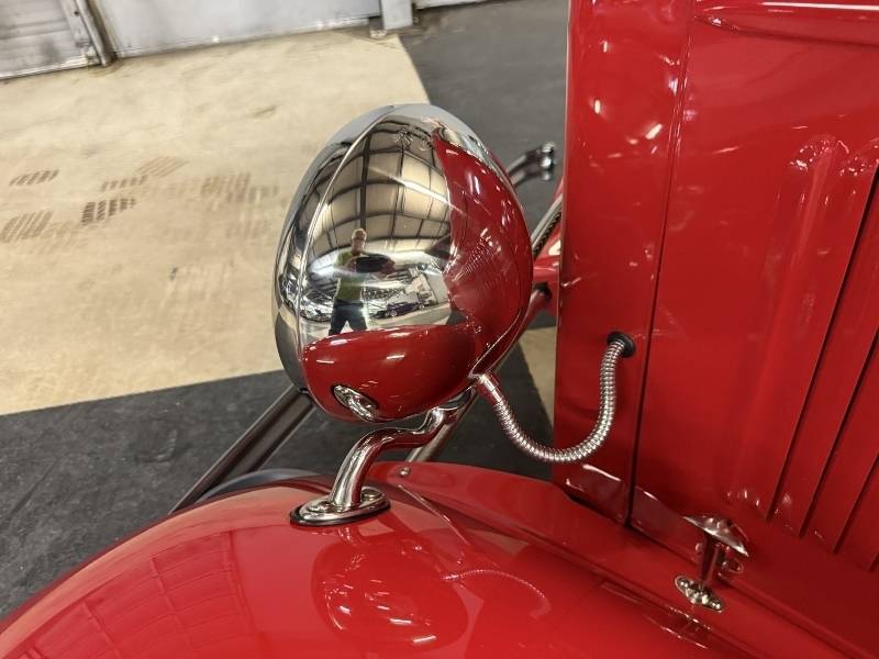 1932 Ford Roadster 10