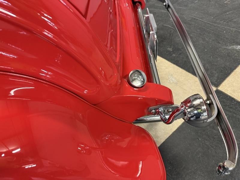 1932 Ford Roadster 15