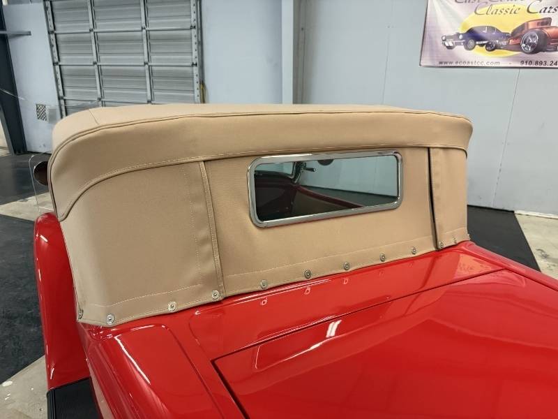 1932 Ford Roadster 16