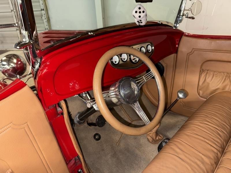 1932 Ford Roadster 17