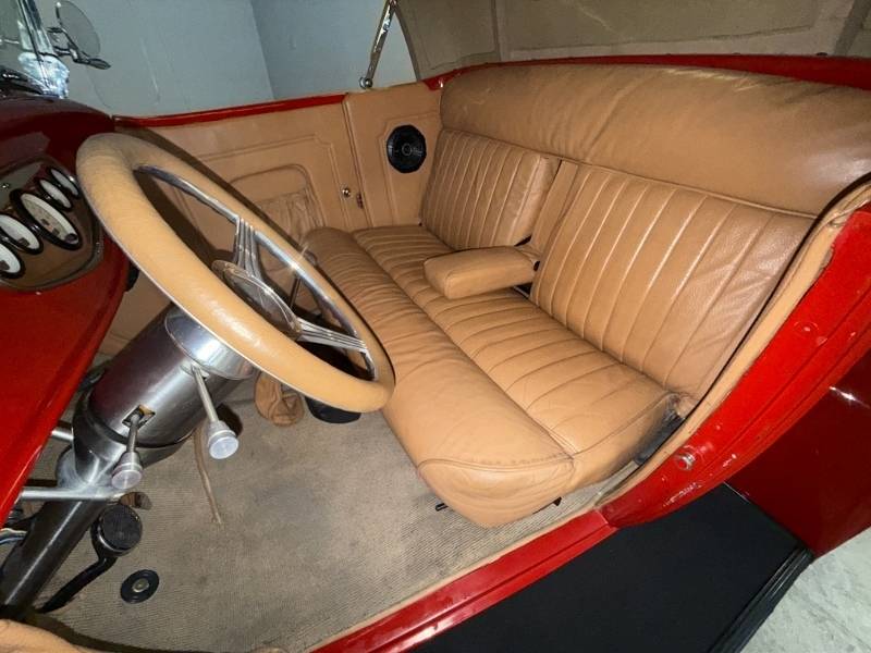 1932 Ford Roadster 20