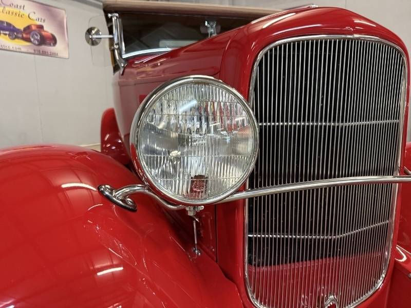 1932 Ford Roadster 28