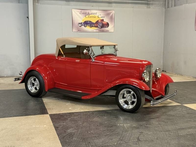 1932 Ford Roadster 42
