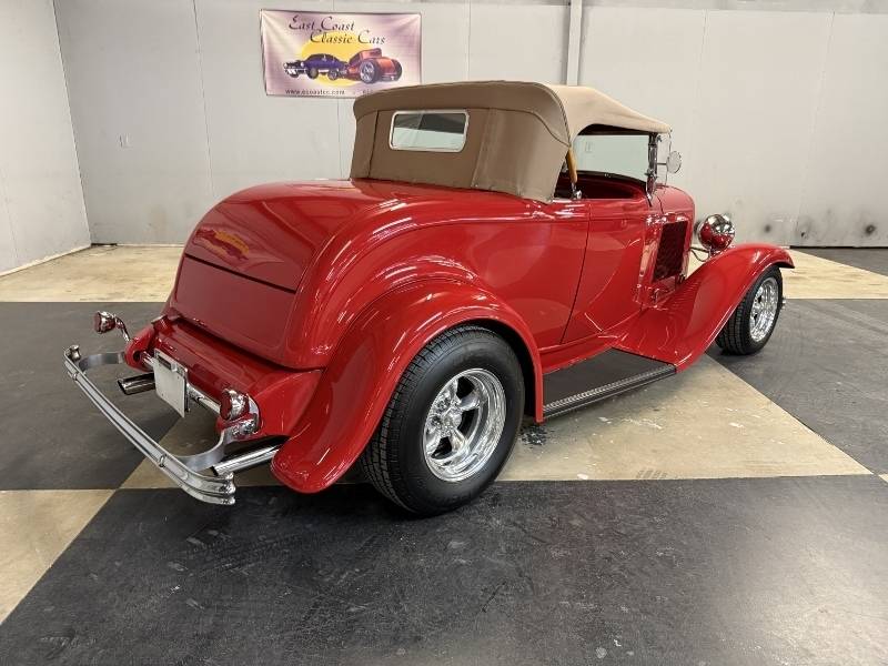 1932 Ford Roadster 46