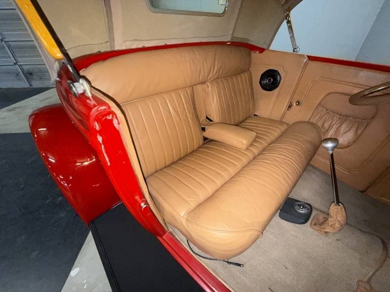 1932 Ford Roadster 54