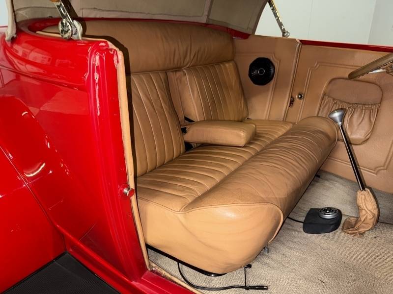 1932 Ford Roadster 56