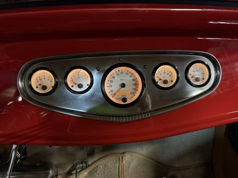 1932 Ford Roadster 63