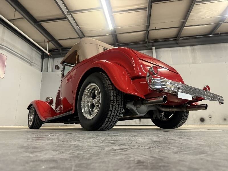 1932 Ford Roadster 67