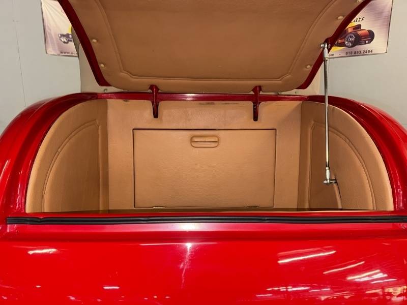 1932 Ford Roadster 68