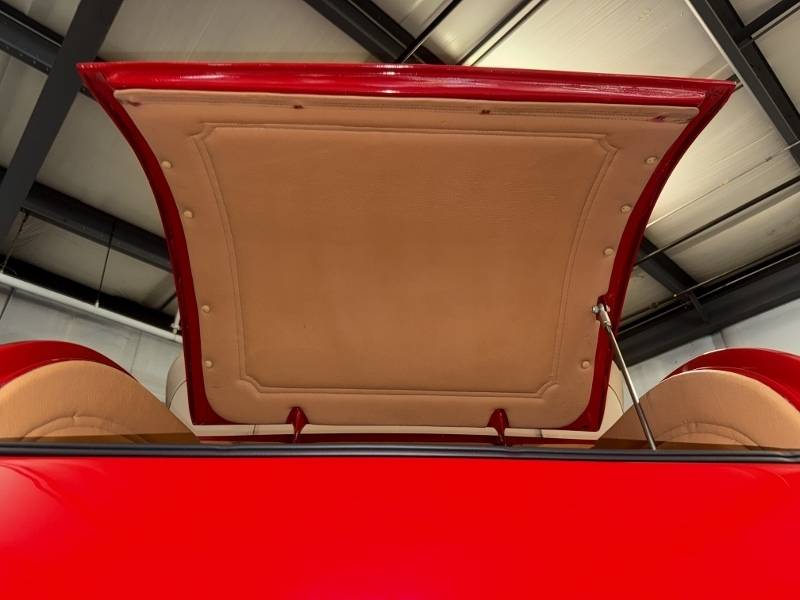 1932 Ford Roadster 69