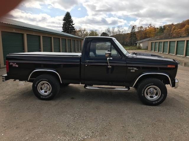 1981 Ford F150 2