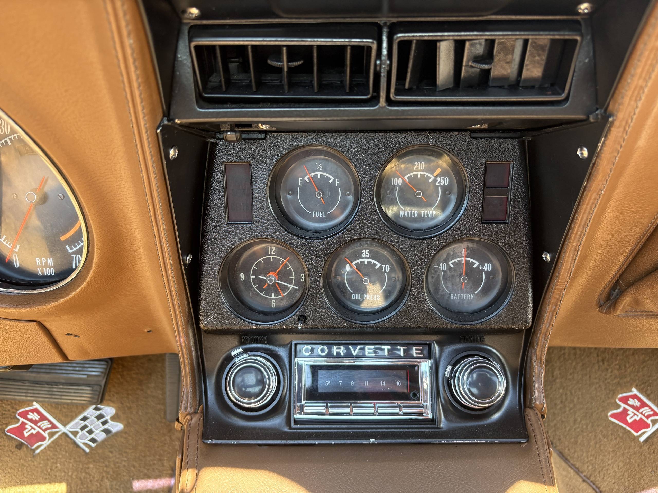 1973 Chevrolet Corvette 45