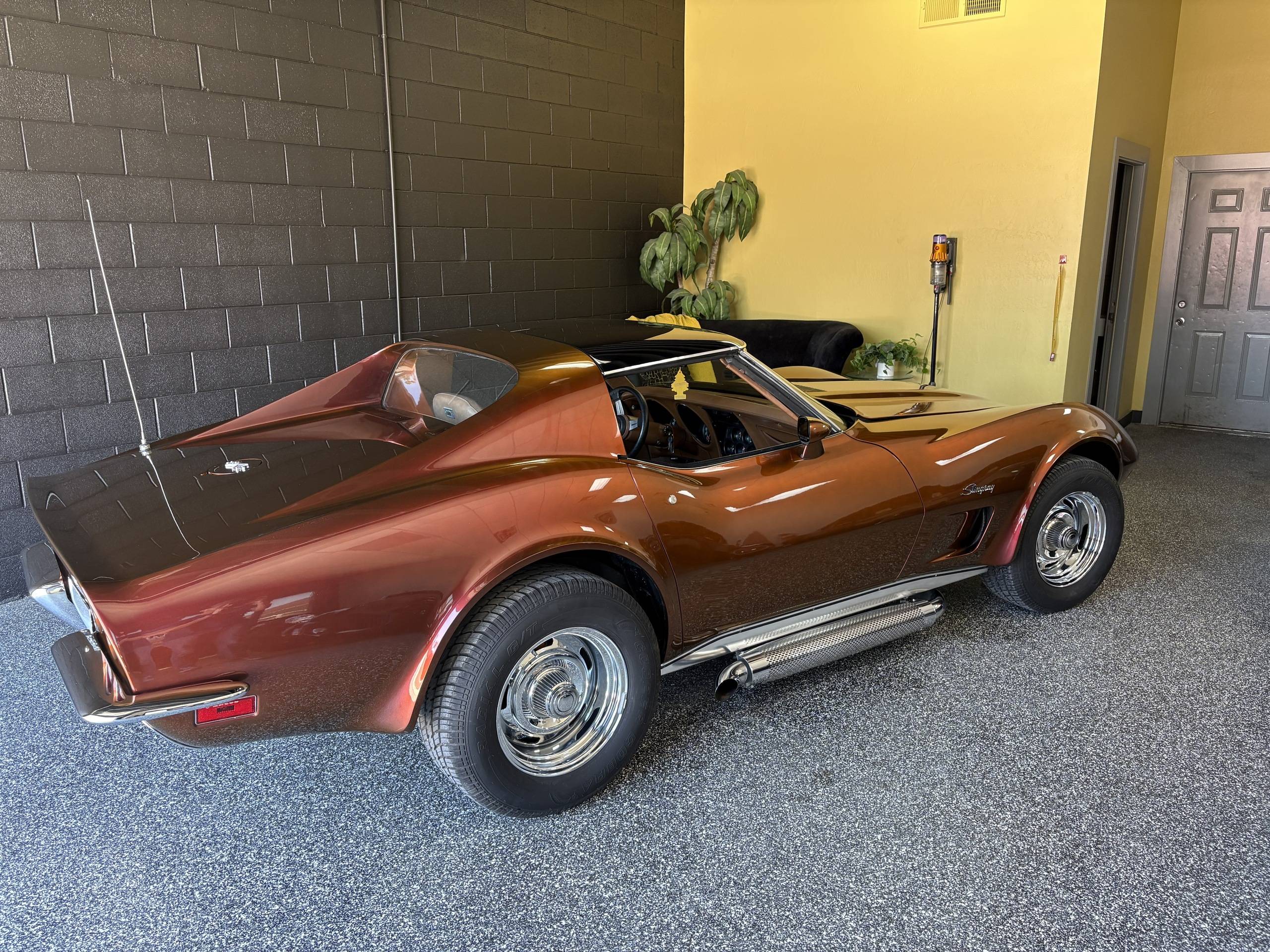 1973 Chevrolet Corvette 27