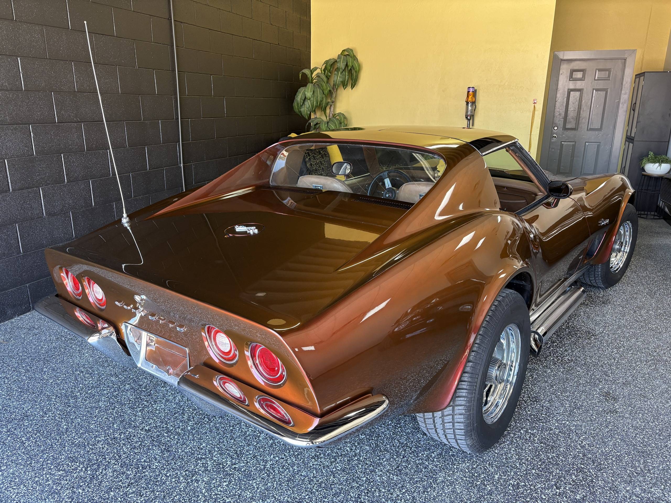 1973 Chevrolet Corvette 26