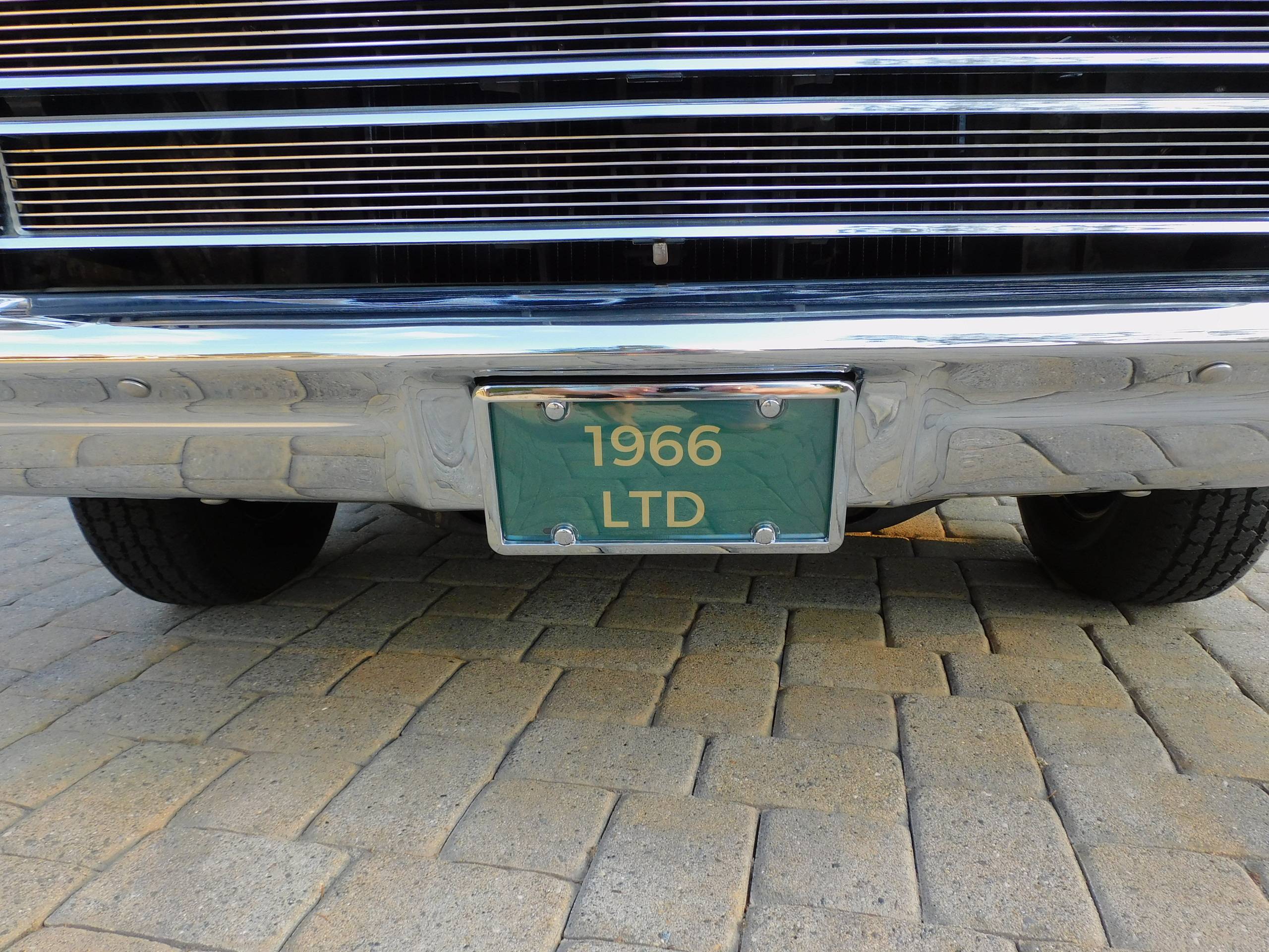 1966 Ford LTD 21
