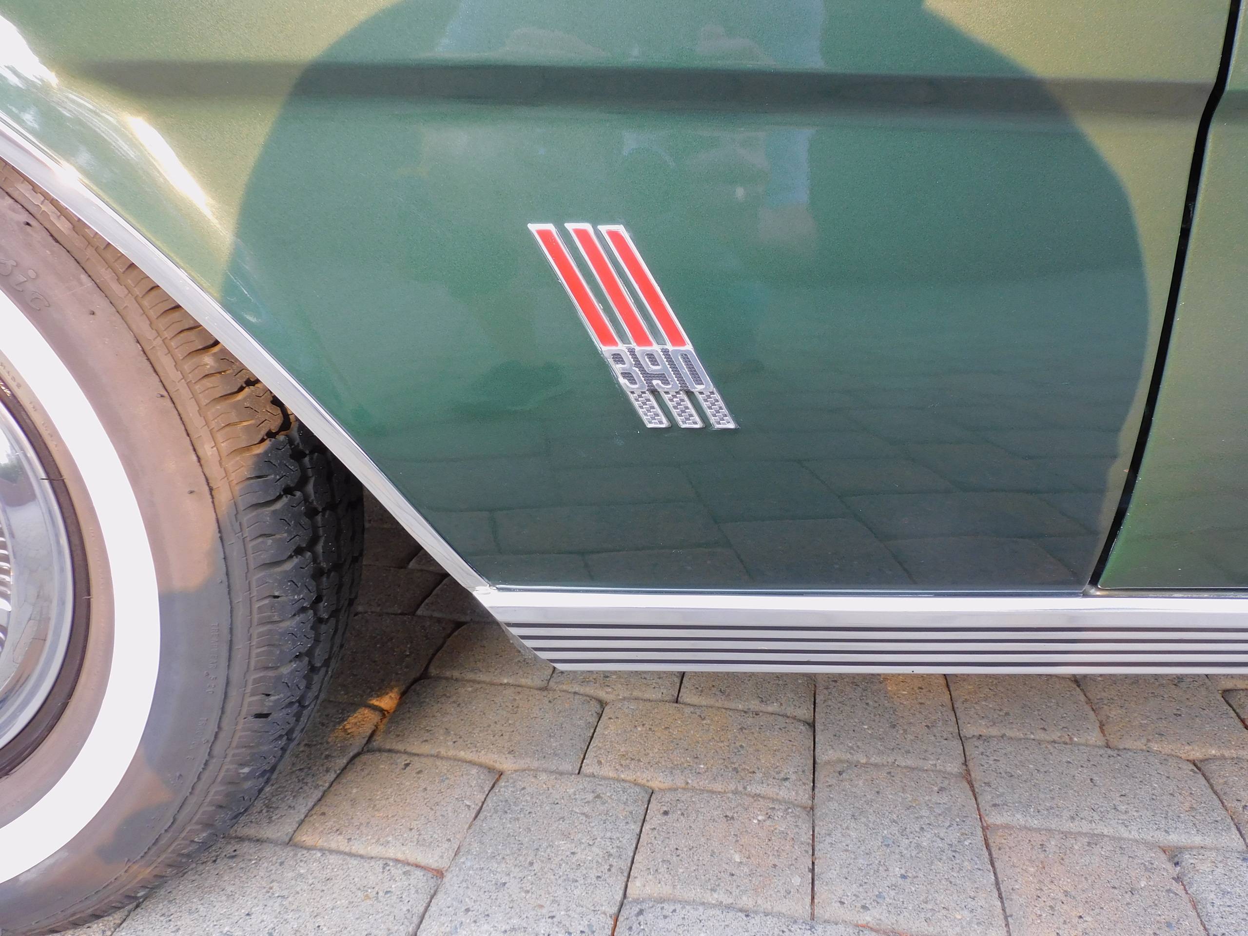 1966 Ford LTD 24