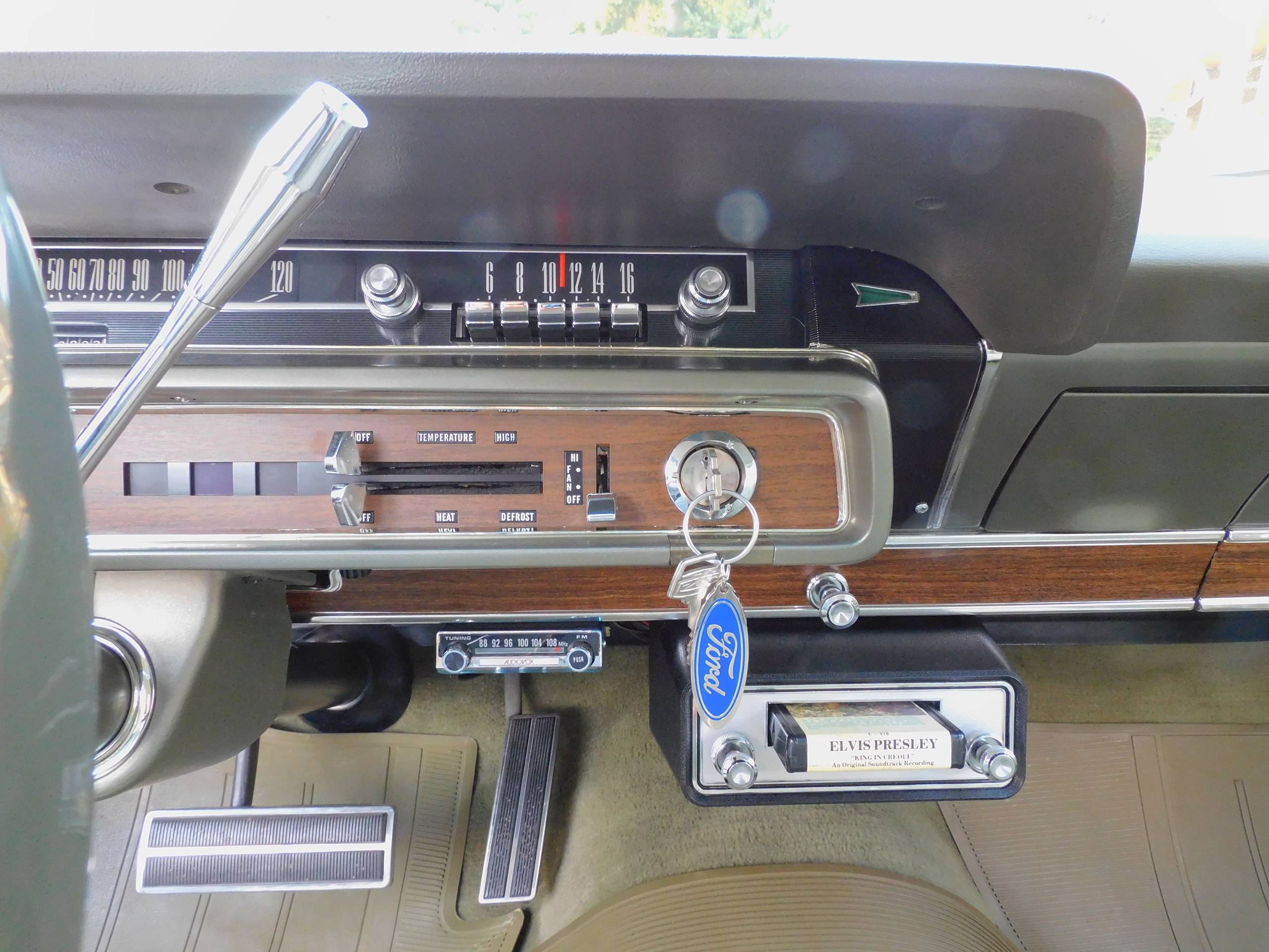 1966 Ford LTD 54