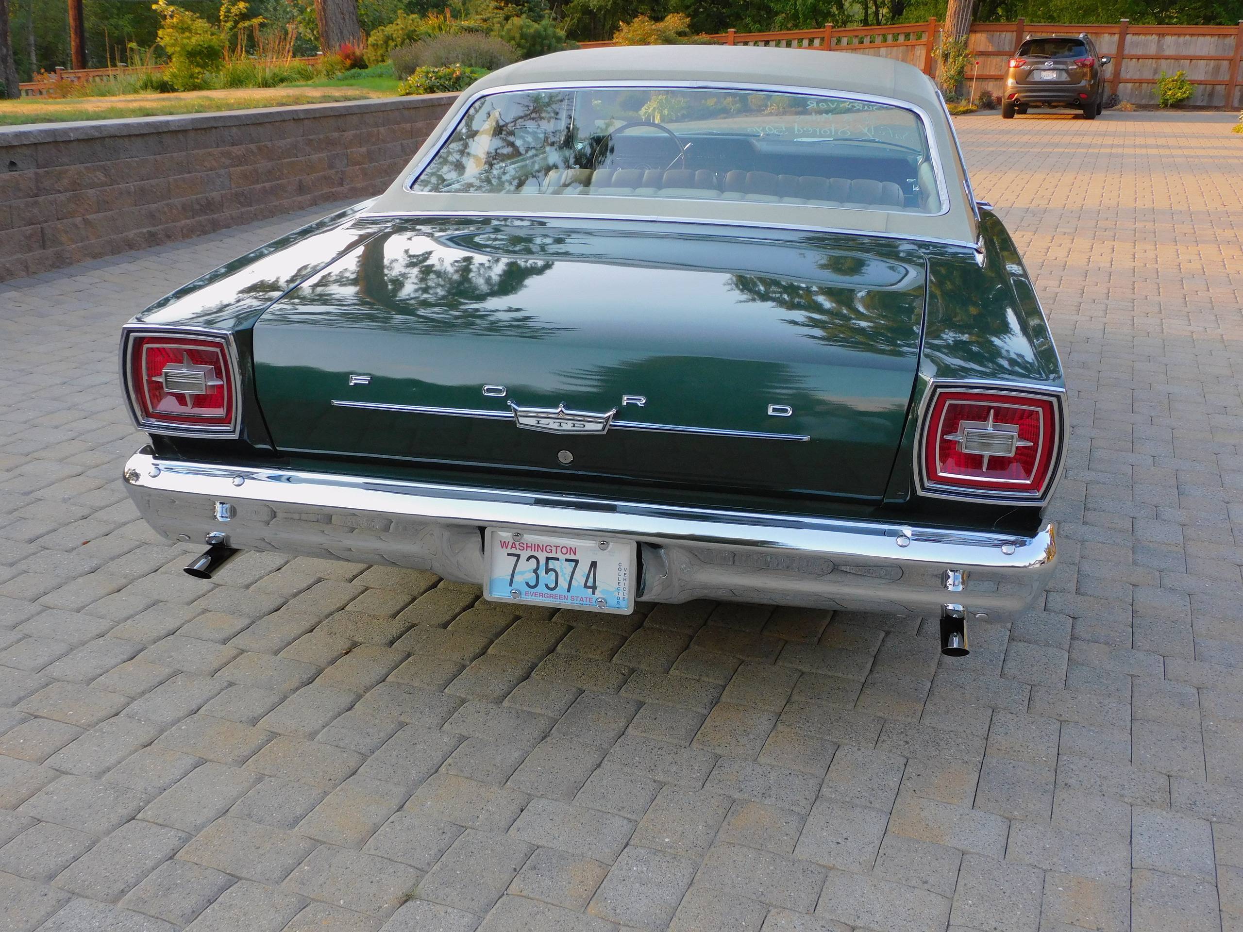 1966 Ford LTD 38