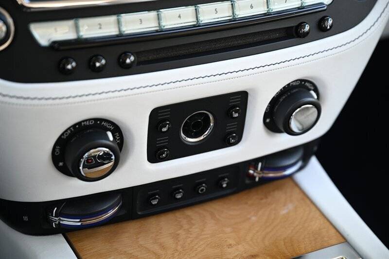 2019 Rolls-Royce Dawn 35