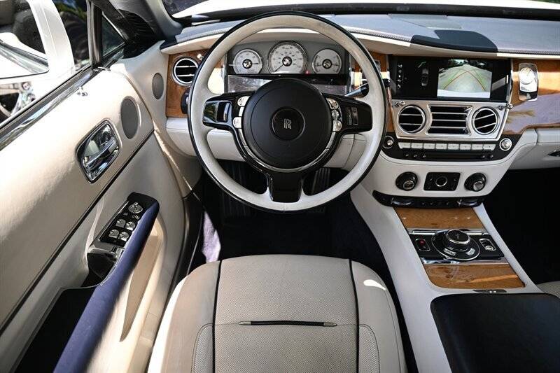 2019 Rolls-Royce Dawn 25