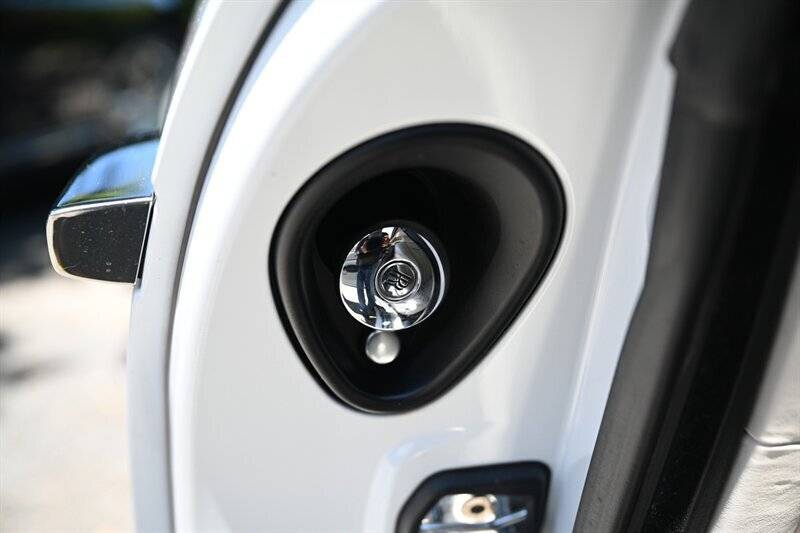 2019 Rolls-Royce Dawn 47