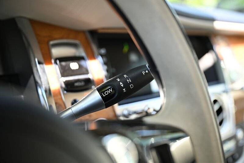 2019 Rolls-Royce Dawn 42