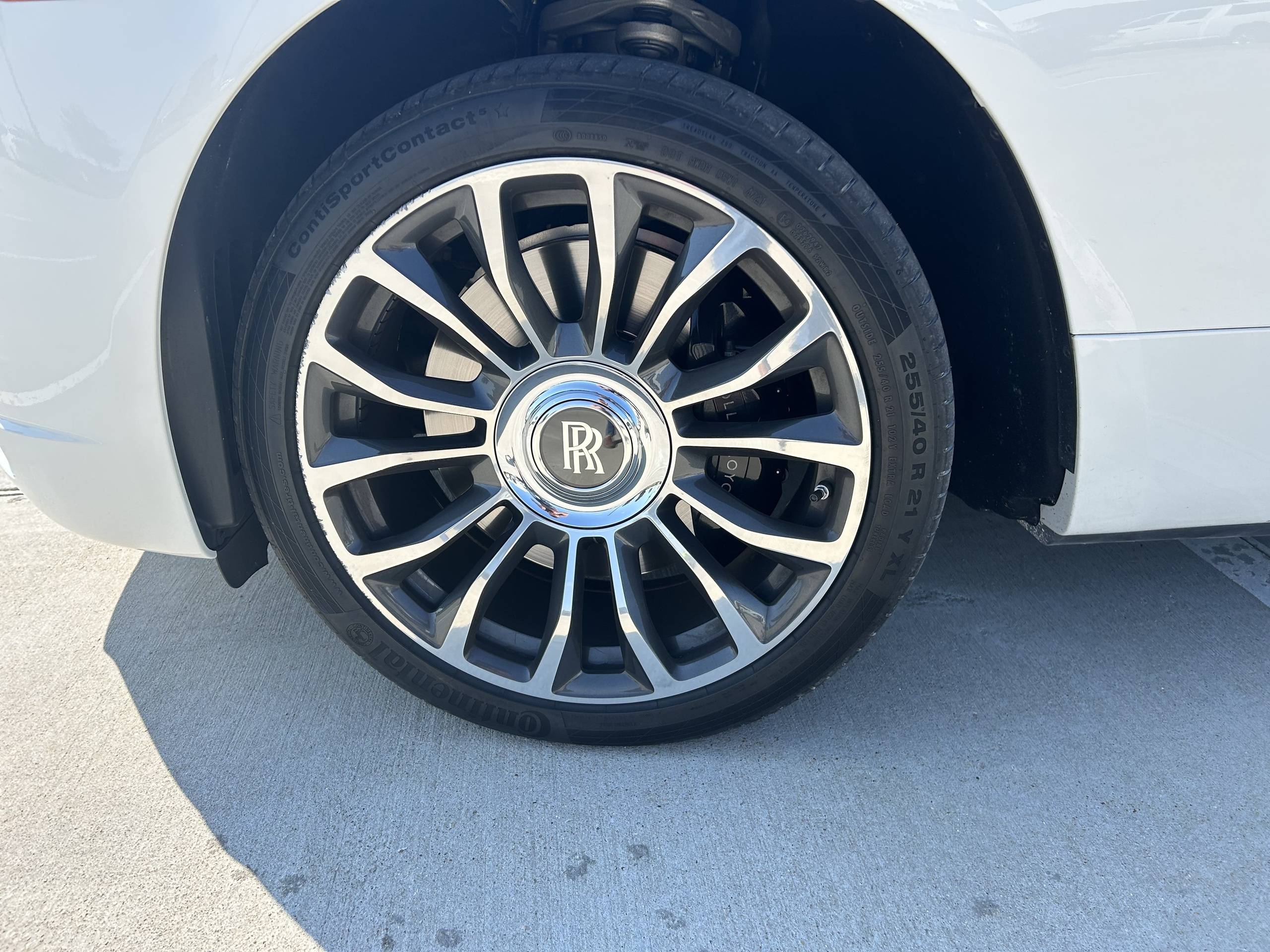 2019 Rolls-Royce Dawn 8