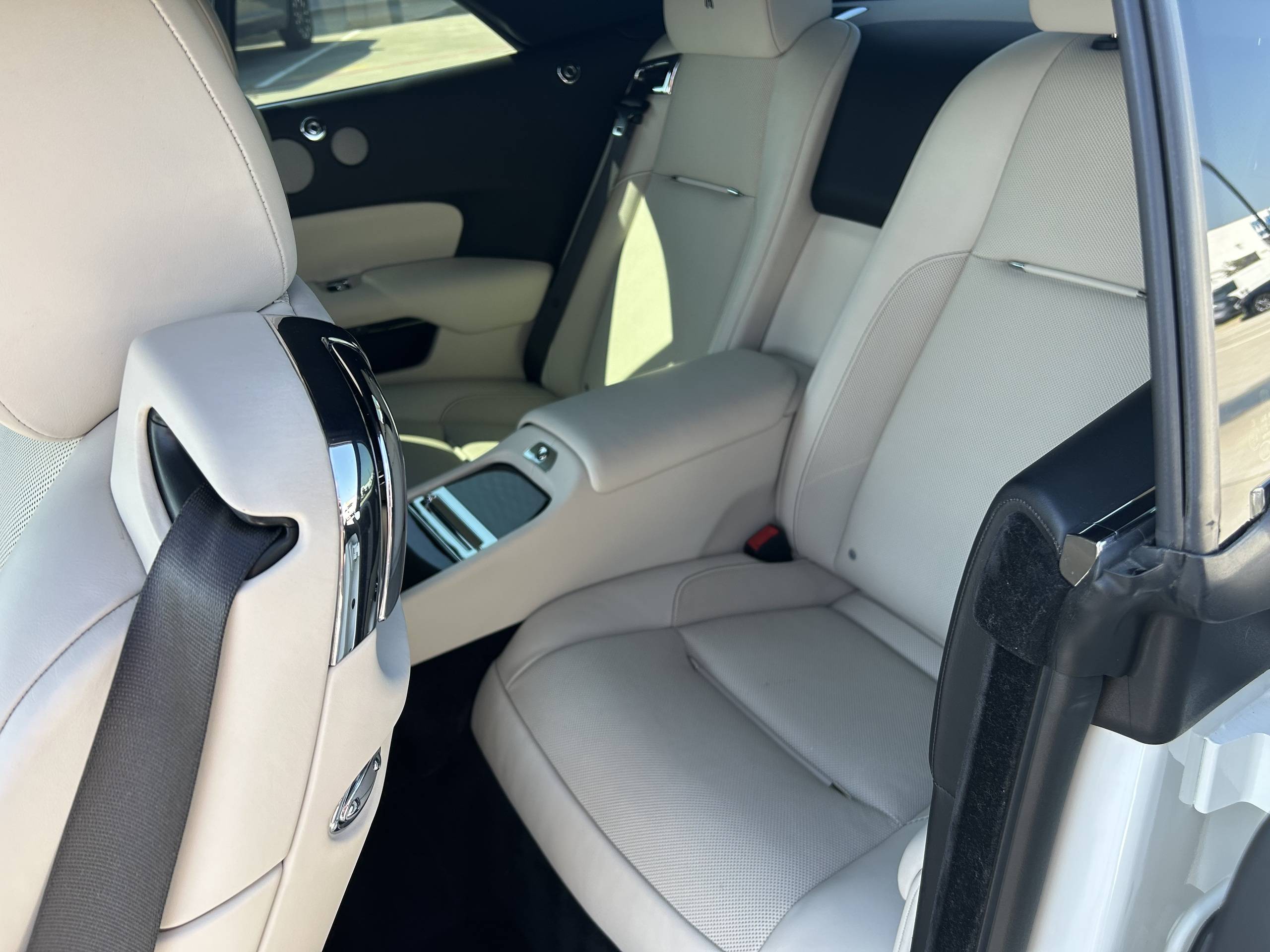 2019 Rolls-Royce Dawn 24