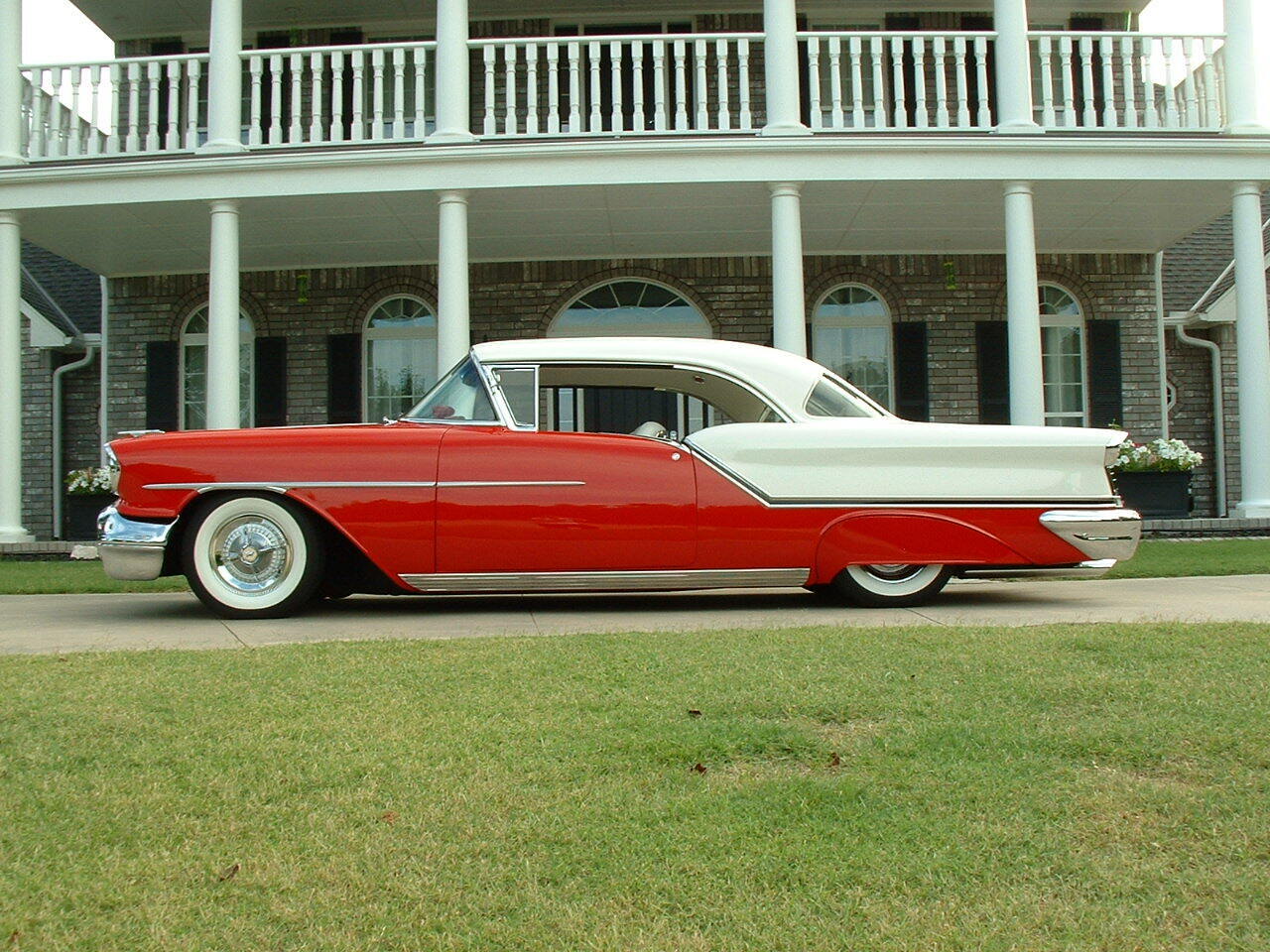 1957 Oldsmobile Rocket 88 2